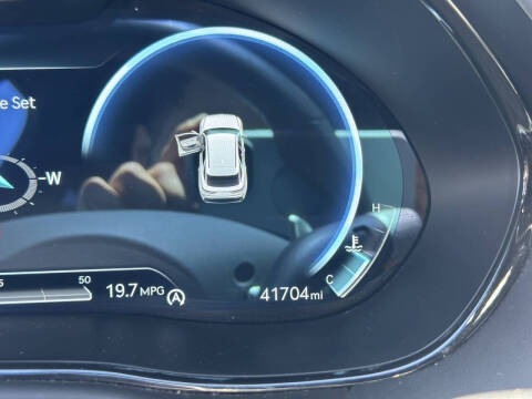 2024 Genesis GV70 2.5T Standard