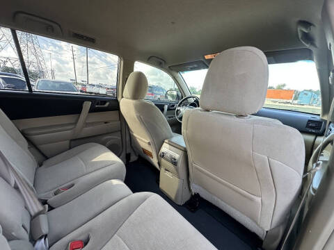2013 Toyota Highlander Plus
