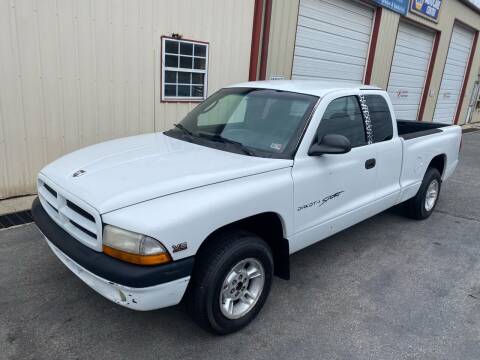 2000 Dodge Dakota for sale at THE AUTOMOTIVE CONNECTION in Atkins VA