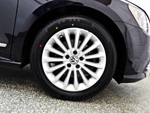 2017 Volkswagen Passat 1.8T SE