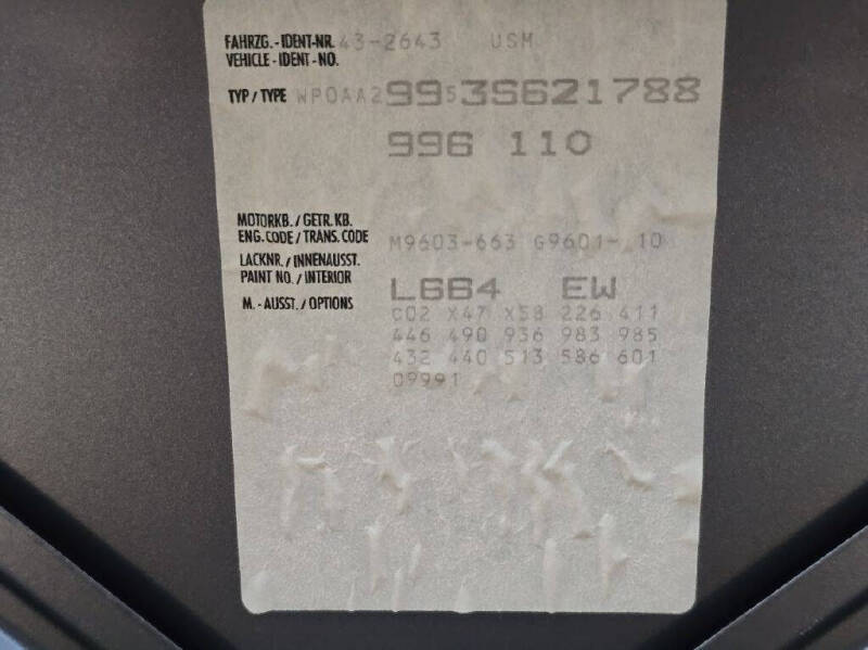 2003 Porsche 911 Carrera