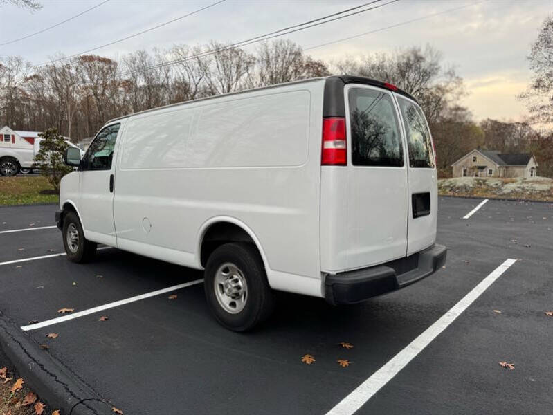 2017 Chevrolet Express 2500