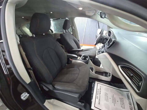 2018 Chrysler Pacifica Touring Plus