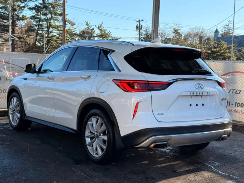 2019 Infiniti QX50 Essential