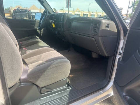 2005 Chevrolet Silverado 3500 LS