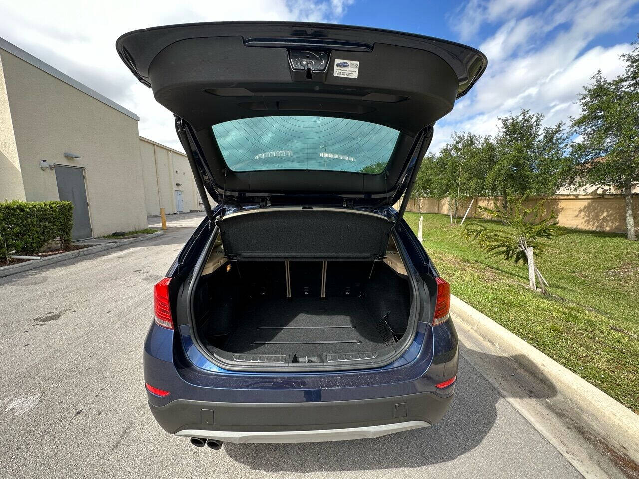 2015 BMW X1  - $10,999