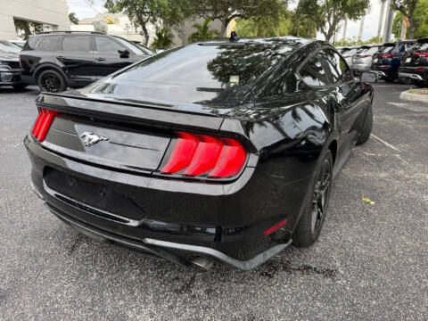 2020 Ford Mustang EcoBoost
