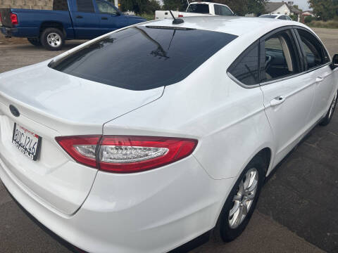 2016 Ford Fusion S