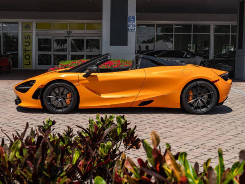 2022 McLaren 720S Spider Performance