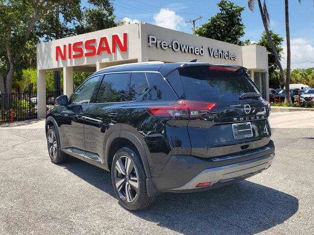 2023 Nissan Rogue SL