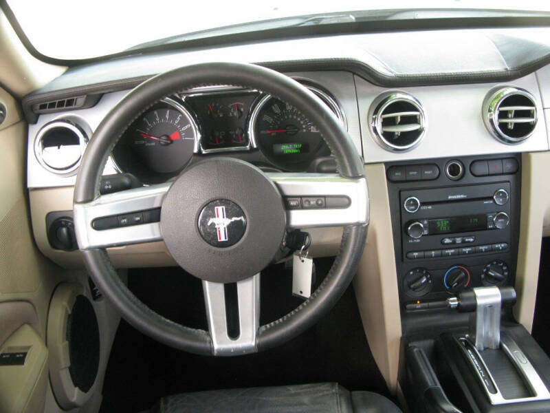 2007 Ford Mustang V6 Premium