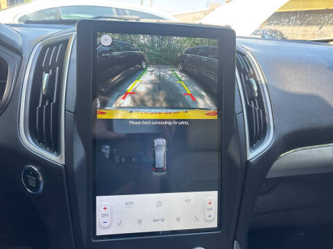 2022 Ford Edge SEL