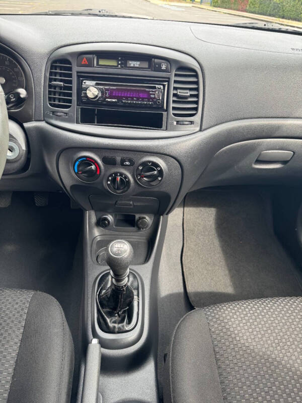 2009 Hyundai Accent GS