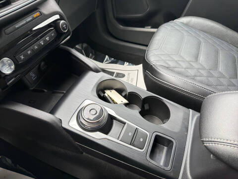 2023 Ford Escape Platinum