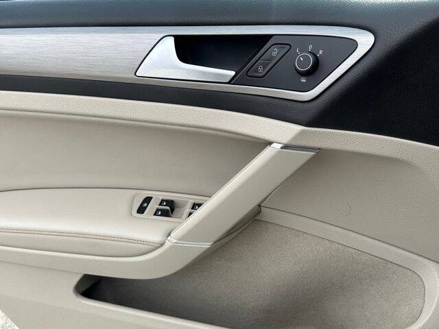 2015 Volkswagen Golf SportWagen