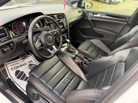 2015 Volkswagen Golf GTI SE