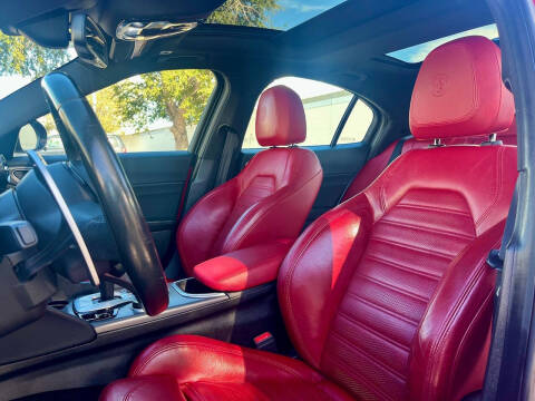 2022 Alfa Romeo Giulia Veloce