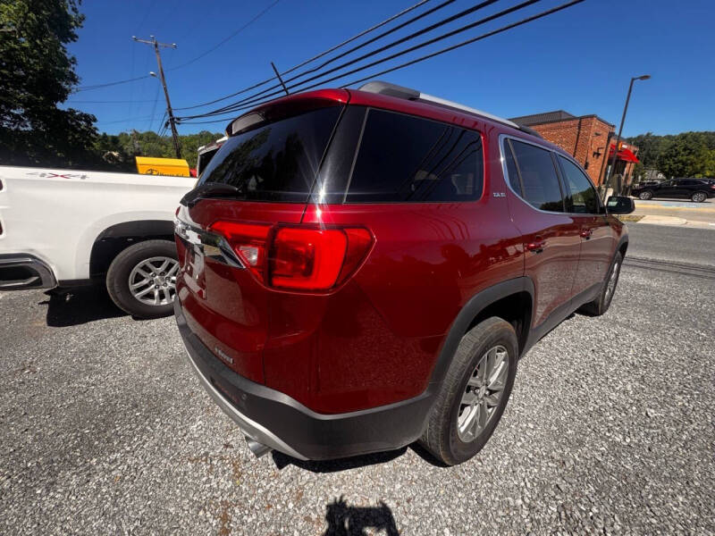 2017 GMC Acadia SLE-2