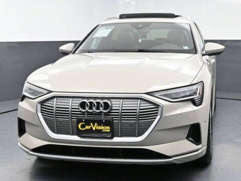 2019 Audi e-tron quattro Premium Plus