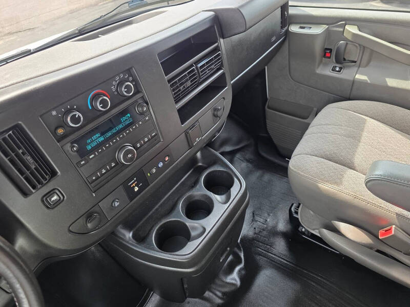 2019 Chevrolet Express 2500