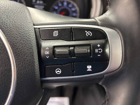 2023 Kia K5