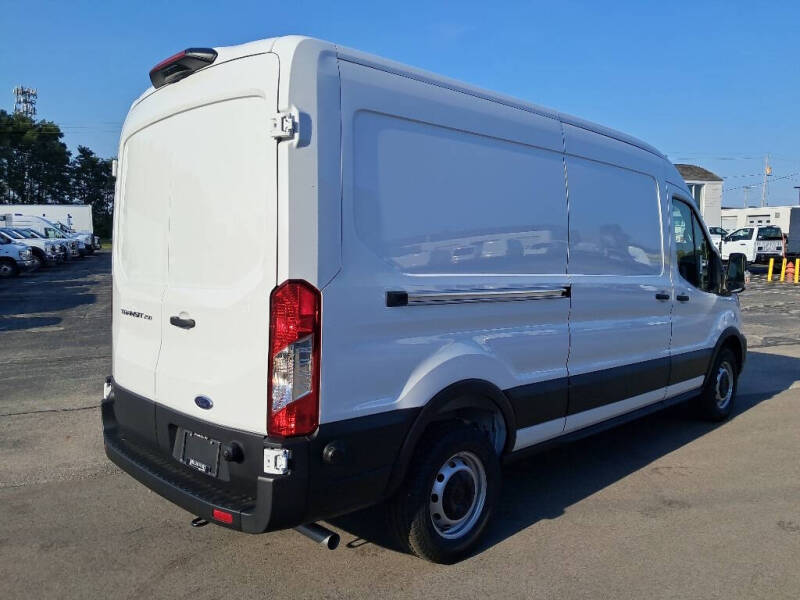 2025 Ford Transit 250