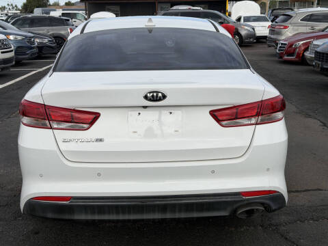 2018 Kia Optima LX