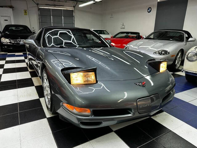 2004 Chevrolet Corvette