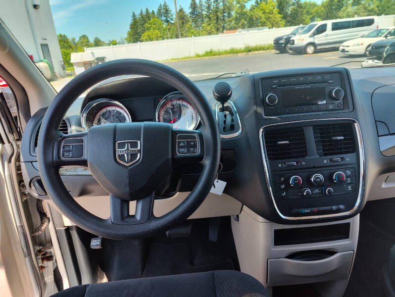 2014 Dodge Grand Caravan SE