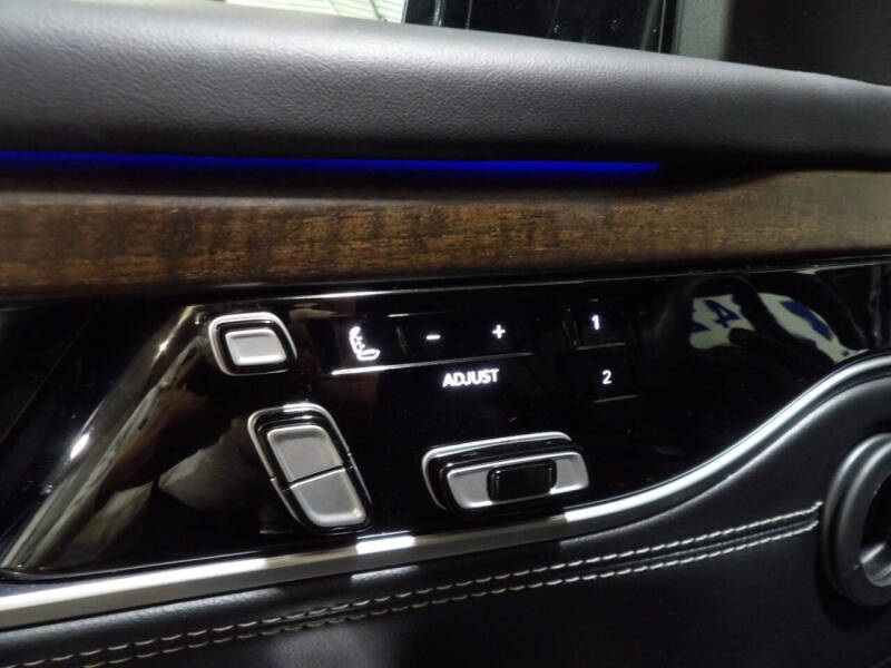 2024 Jeep Grand Wagoneer L