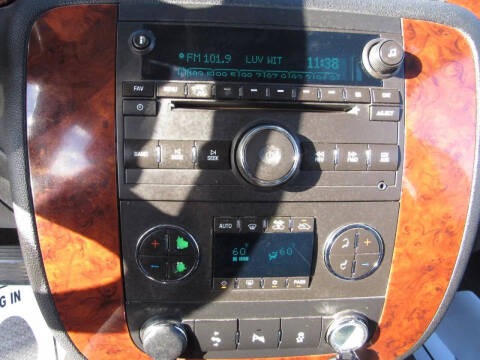 2013 Chevrolet Avalanche LT Black Diamond