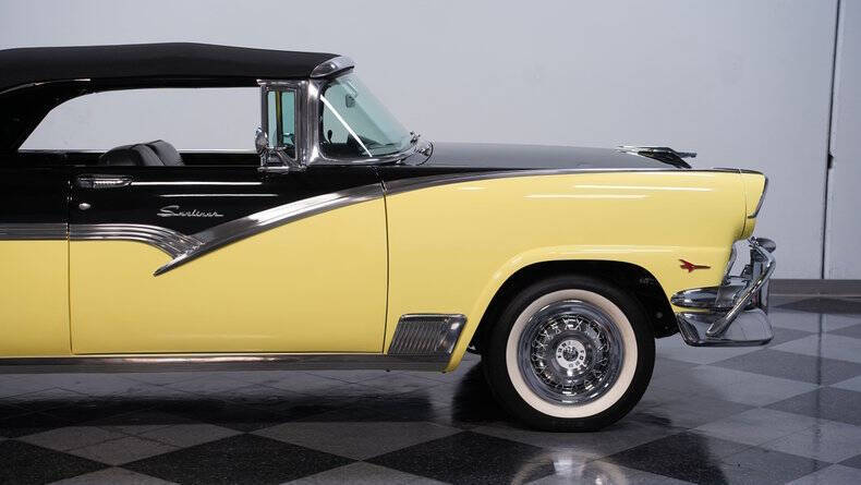 1956 Ford Fairlane
