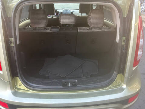 2012 Kia Soul +