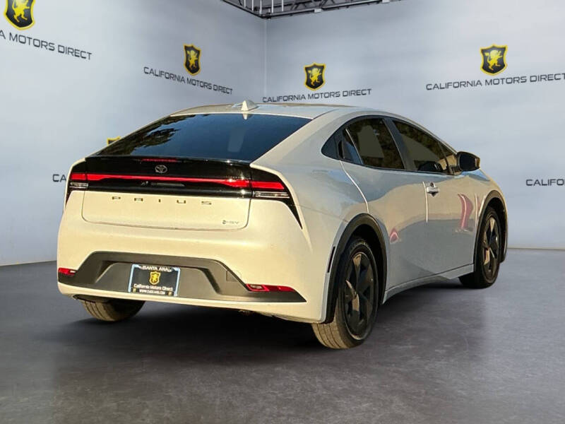 2024 Toyota Prius LE