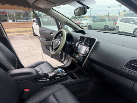 2015 Nissan LEAF SL