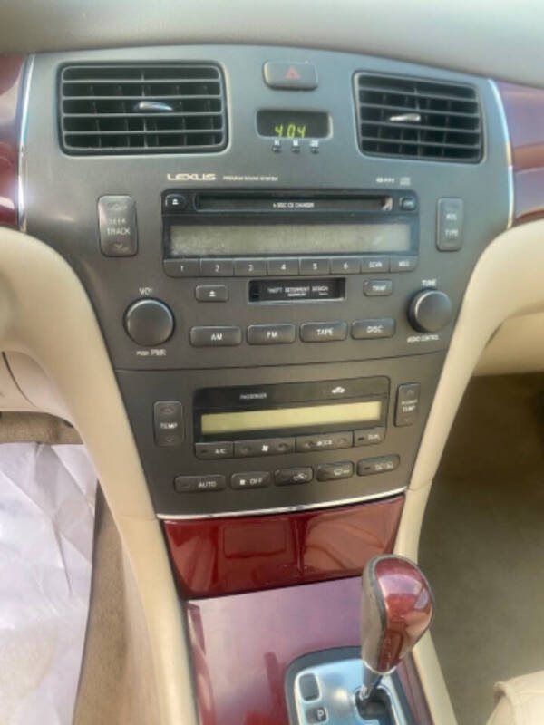 2002 Lexus ES 300