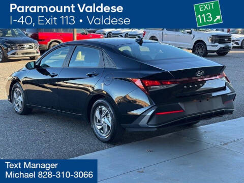 2024 Hyundai Elantra SE