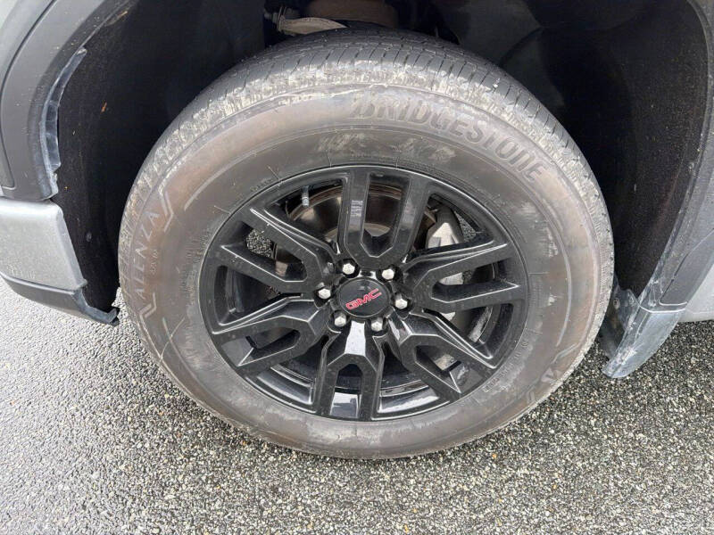 2025 GMC Sierra 1500 Elevation Standard