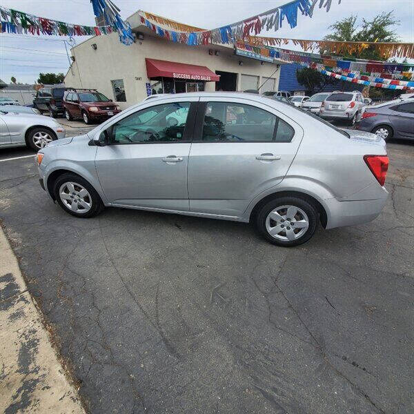2016 Chevrolet Sonic LS Auto