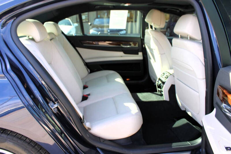 2013 BMW 7 Series 740Li xDrive