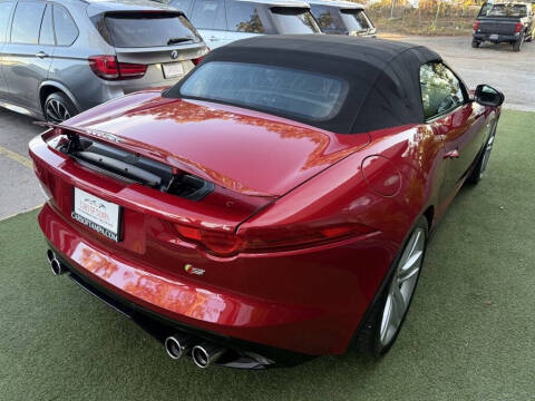 2015 Jaguar F-TYPE V8 S
