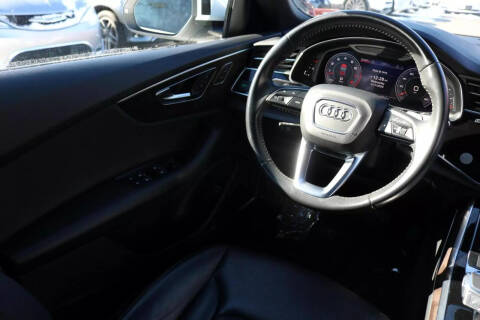 2020 Audi Q8 quattro Premium Plus 55 TFSI