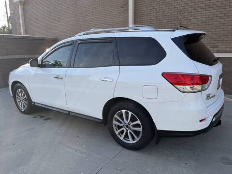 2015 Nissan Pathfinder SV