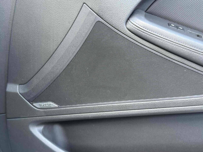 2016 Hyundai Genesis