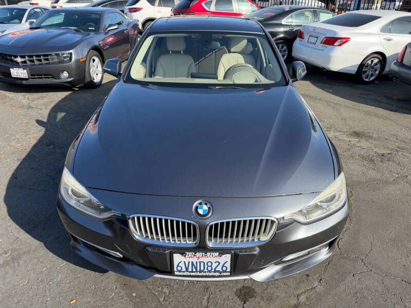 2012 BMW 3 Series 328i