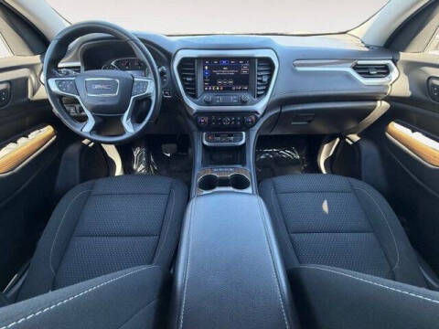 2022 GMC Acadia SLE