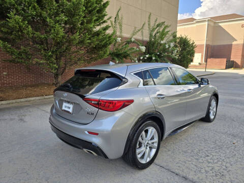 2017 Infiniti QX30