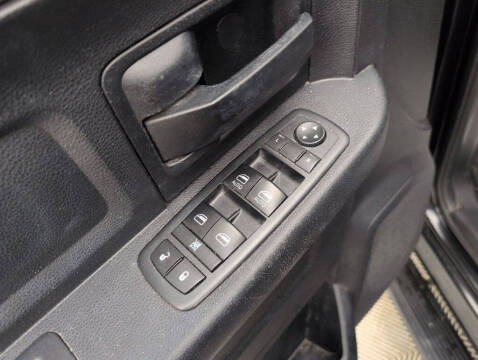 2017 RAM 1500 Express