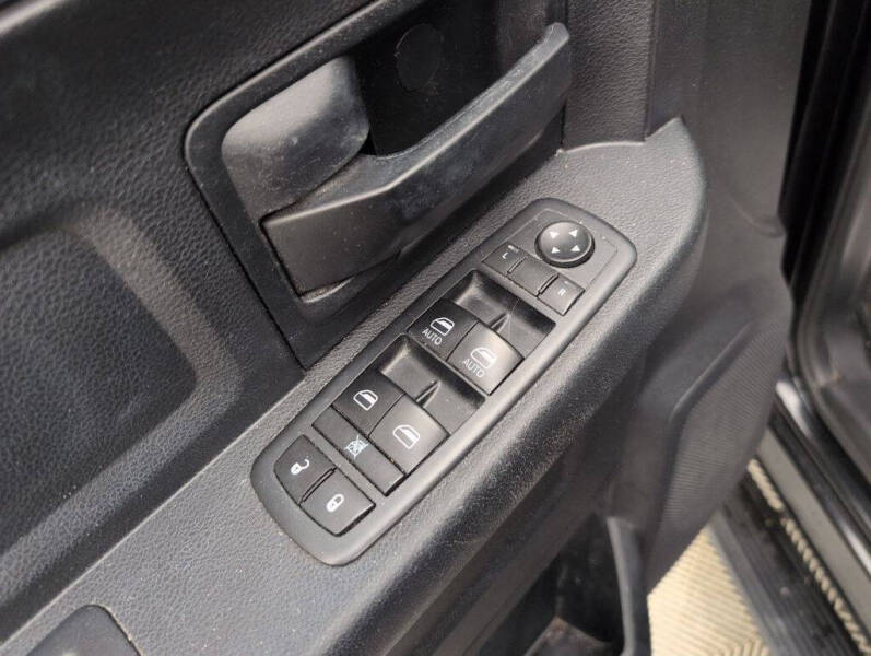 2017 RAM 1500 Express