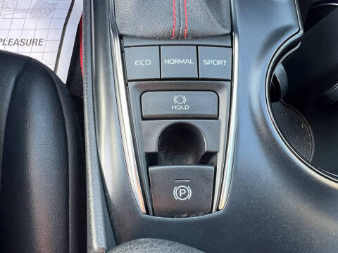 2020 Toyota Camry TRD